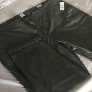 Gap Girlfriend Khaki size 20